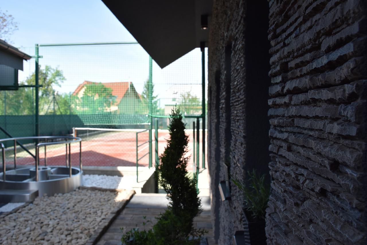 Penzion Vino Hruska Blatnička Zewnętrze zdjęcie